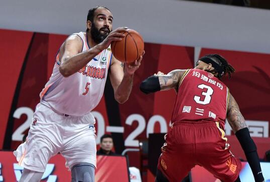 CBA-四川92-87险胜山西取得三连胜 哈达迪21+12张宁17分 CBA-四川92-87险胜山西取得三连胜 哈达迪21+12张宁17分