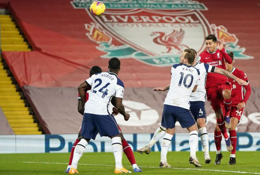 英超-利物浦2-1战胜热刺顺利登顶 菲尔米诺绝杀孙兴慜破门 英超-利物浦2-1战胜热刺顺利登顶 菲尔米诺绝杀孙兴慜破门