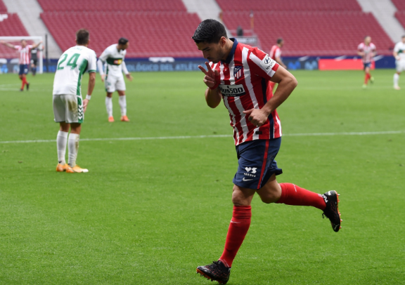 西甲-马竞3-1轻取埃尔切 苏亚雷斯梅开二度科斯塔造点+命中 西甲-马竞3-1轻取埃尔切 苏亚雷斯梅开二度科斯塔造点+命中