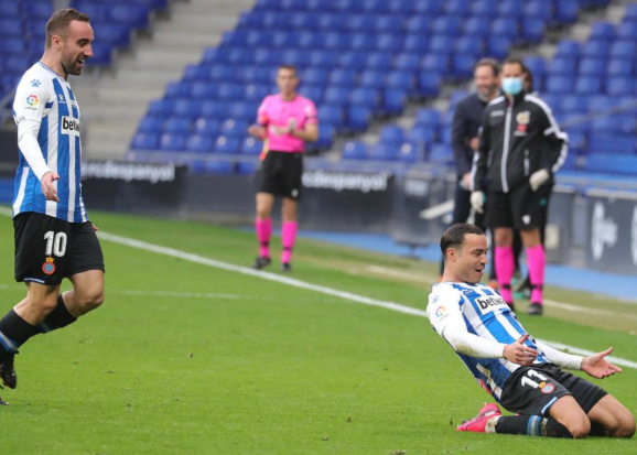 西乙-西班牙人2-1击败阿尔梅里亚取得5连胜 德托马斯半场吊射+点杀 西乙-西班牙人2-1击败阿尔梅里亚取得5连胜 德托马斯半场吊射+点杀