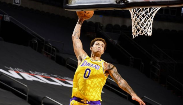 3年4000万!库兹马续约湖人 2023年可跳出合同 3年4000万!库兹马续约湖人 2023年可跳出合同