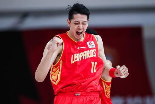 CBA-深圳98-87力克山西取两连胜 顾全28+7大鸟18+13拿两双 CBA-深圳98-87力克山西取两连胜 顾全28+7大鸟18+13拿两双