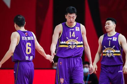 CBA-北控115-105送广厦四连败 杨26+7胡金秋末节遭驱逐 CBA-北控115-105送广厦四连败 杨26+7胡金秋末节遭驱逐