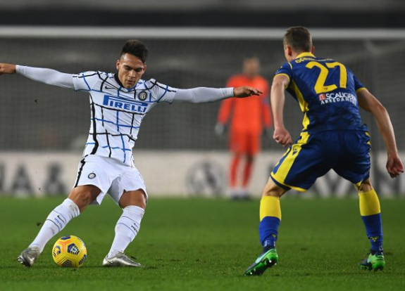 意甲-国际米兰2-1胜维罗纳升至榜首 劳塔罗破门什克头槌建功 意甲-国际米兰2-1胜维罗纳升至榜首 劳塔罗破门什克头槌建功