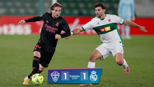 西甲-魔笛破门卡瓦哈尔送点 皇马1-1埃尔切联赛5连胜终结 西甲-魔笛破门卡瓦哈尔送点 皇马1-1埃尔切联赛5连胜终结