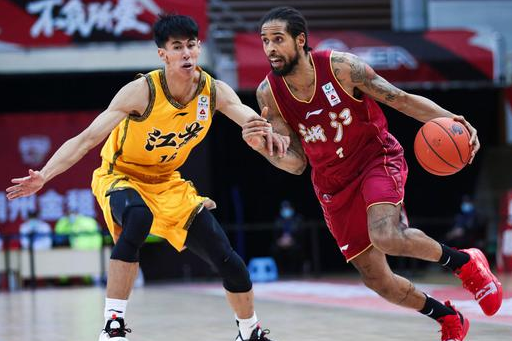 CBA-浙江129-110大胜江苏 吴前26+6兰兹博格轰50分创新高 CBA-浙江129-110大胜江苏 吴前26+6兰兹博格轰50分创新高