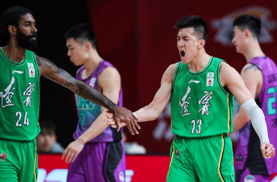 辽宁117-105轻取山东4连胜 哈德森24分郭艾伦26+9+4抢断 辽宁117-105轻取山东4连胜 哈德森24分郭艾伦26+9+4抢断