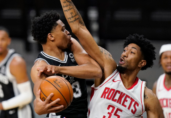 伍德27+15沃尔戈登缺阵 无登火箭109-105逆转马刺止连败 伍德27+15沃尔戈登缺阵 无登火箭109-105逆转马刺止连败