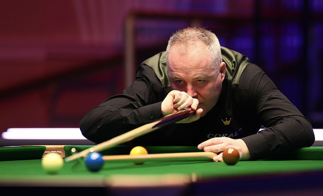 希金斯6-4时隔15年进大师赛决赛 与颜丙涛争冠军 希金斯6-4时隔15年进大师赛决赛 与颜丙涛争冠军