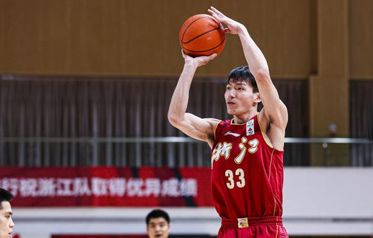 CBA-浙江96-86逆转广州迎5连胜 兰兹博格36+11陆文博21+4飙5三分 CBA-浙江96-86逆转广州迎5连胜 兰兹博格36+11陆文博21+4飙5三分