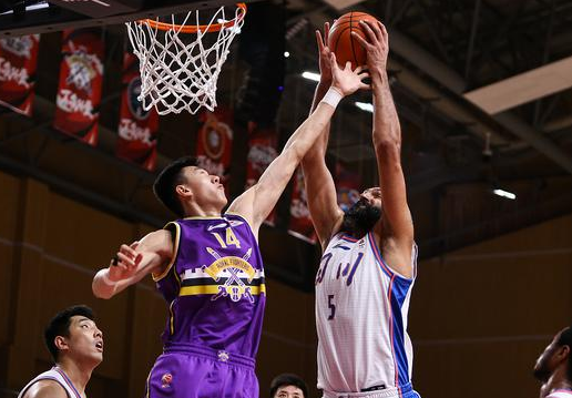 CBA-四川97-93险胜北控 哈达迪13+18 陈辰20+6 杨22+10+8 CBA-四川97-93险胜北控 哈达迪13+18 陈辰20+6 杨22+10+8