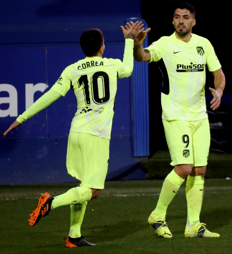 西甲-苏亚雷斯双响+造点绝杀 对方门将破门马竞2-1逆转 西甲-苏亚雷斯双响+造点绝杀 对方门将破门马竞2-1逆转