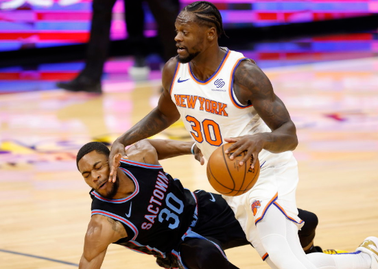 兰德尔空砍26分福克斯22分 国王6人上双103-94力擒尼克斯 兰德尔空砍26分福克斯22分 国王6人上双103-94力擒尼克斯