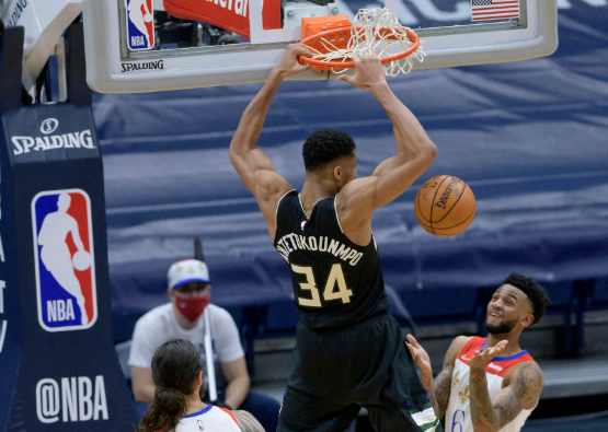 字母哥空砍38+11锡安21分 鹈鹕轰21记三分以131-126擒雄鹿 字母哥空砍38+11锡安21分 鹈鹕轰21记三分以131-126擒雄鹿