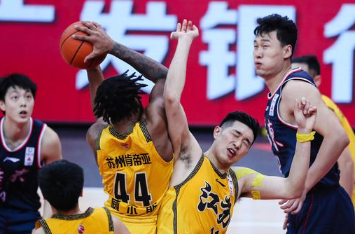 CBA-广东120-98大胜江苏取得10连胜 胡明轩20分 杜锋送李楠9连败 CBA-广东120-98大胜江苏取得10连胜 胡明轩20分 杜锋送李楠9连败