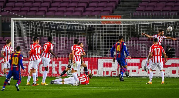 西甲-梅西任意球破门生涯第650球 巴萨2-1毕尔巴鄂升至次席 西甲-梅西任意球破门生涯第650球 巴萨2-1毕尔巴鄂升至次席