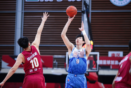 新疆99-93胜浙江 莫泰28+15周琦19+12吴前三分8中1 新疆99-93胜浙江 莫泰28+15周琦19+12吴前三分8中1