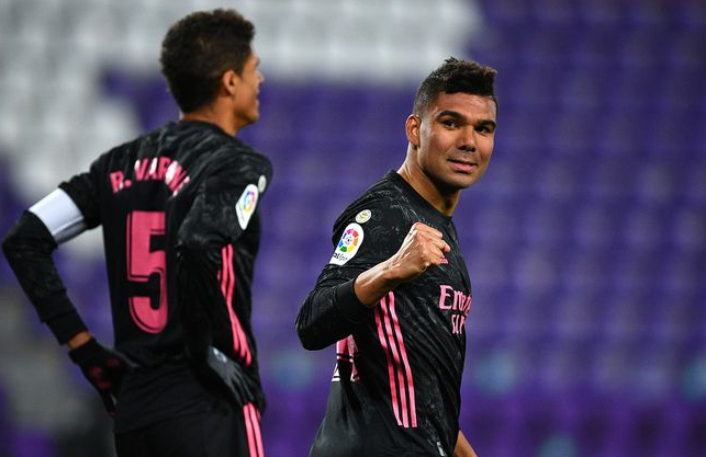 西甲-皇马1-0小胜巴拉多利德!落后马竞3分 卡塞米罗头球破门 西甲-皇马1-0小胜巴拉多利德!落后马竞3分 卡塞米罗头球破门