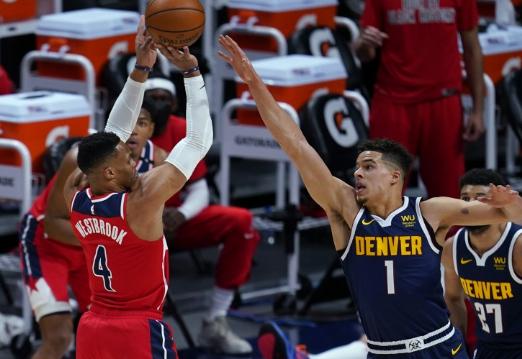 约基奇24+11+7比尔33分 威少三双 奇才爆冷112-110胜掘金 约基奇24+11+7比尔33分 威少三双 奇才爆冷112-110胜掘金