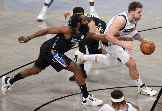 东契奇27+6+7 独行侠115-98终结篮网8连胜 哈登空砍29+7+6 东契奇27+6+7 独行侠115-98终结篮网8连胜 哈登空砍29+7+6