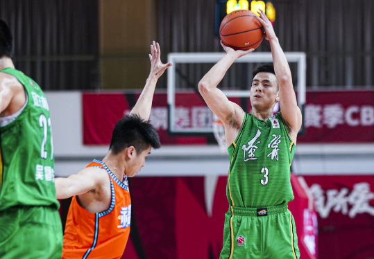 郭艾伦30+17 张镇麟20分 陈林坚30+7 辽宁126-105大胜福建 郭艾伦30+17 张镇麟20分 陈林坚30+7 辽宁126-105大胜福建