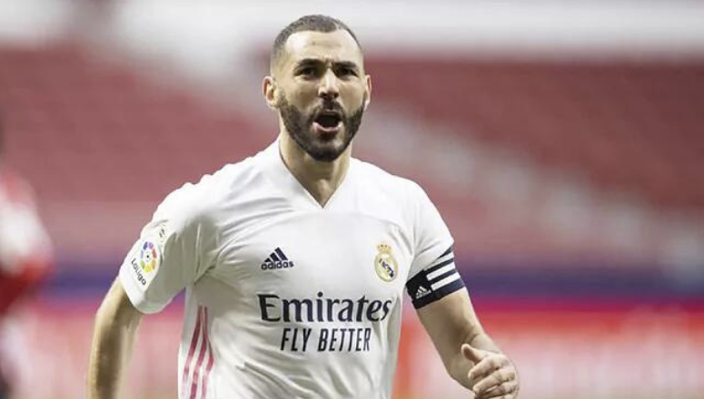 皇马前瞻:铁腰停赛逼齐祖变阵 欲终结3年主场不胜 皇马前瞻:铁腰停赛逼齐祖变阵 欲终结3年主场不胜