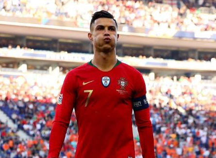 世预赛-阿塞拜疆自造乌龙0-1不敌葡萄牙 C罗哑火B费失良机 世预赛-阿塞拜疆自造乌龙0-1不敌葡萄牙 C罗哑火B费失良机