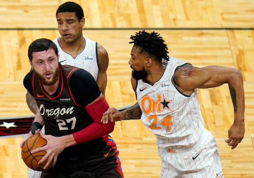 利拉德缺阵CJ22+7 努尔基奇复出8分 开拓者112-105擒魔术 利拉德缺阵CJ22+7 努尔基奇复出8分 开拓者112-105擒魔术