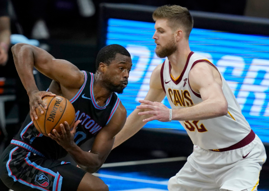 福克斯36分巴恩斯三分绝杀 国王100-98险胜骑士迎来4连胜 福克斯36分巴恩斯三分绝杀 国王100-98险胜骑士迎来4连胜