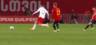 1616972672541433.gif 4.gif