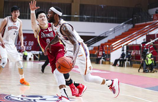 邓蒙30+6+5 上海103-93送山西4连败 莫兰德空砍24+14 邓蒙30+6+5 上海103-93送山西4连败 莫兰德空砍24+14