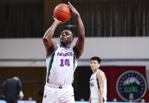 哈德森21+10+7全队6人上双 山东115-98轻取天津获三连胜 哈德森21+10+7全队6人上双 山东115-98轻取天津获三连胜