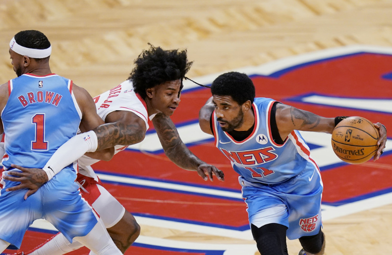 4.2日NBA前瞻:欧文独自带队战黄蜂 掘金欲客场复仇快船 4.2日NBA前瞻:欧文独自带队战黄蜂 掘金欲客场复仇快船