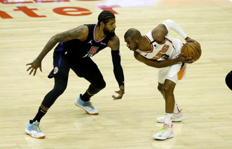 9日NBA纪录:庄神湖人生涯首次两双 乔治一数据改写队史 9日NBA纪录:庄神湖人生涯首次两双 乔治一数据改写队史