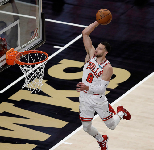 拉文50+8卡佩拉22+10 特雷-杨42分 老鹰120-108逆转公牛 拉文50+8卡佩拉22+10 特雷-杨42分 老鹰120-108逆转公牛