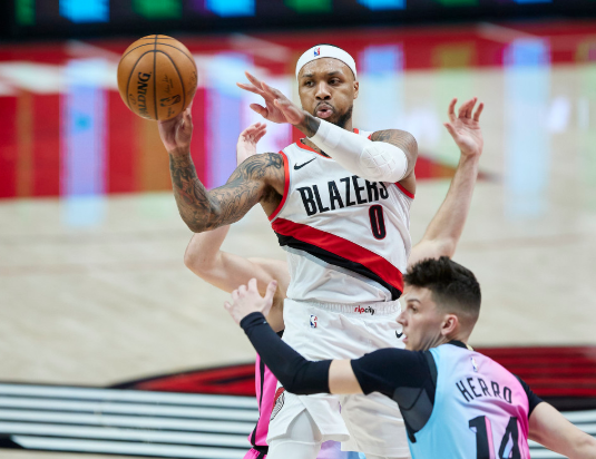 利拉德12分达里程碑 巴特勒20分 热火107-98力擒开拓者 利拉德12分达里程碑 巴特勒20分 热火107-98力擒开拓者