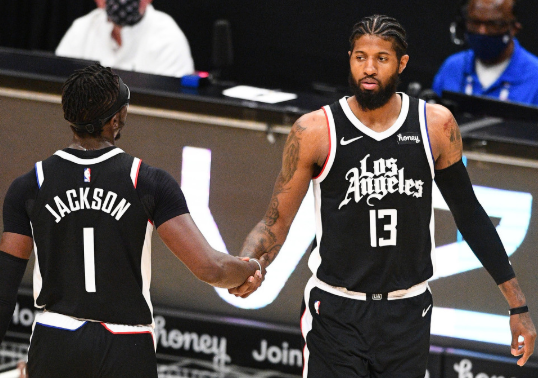 小卡轮休乔治全能32+9助 小莫33分 快船131-124逆转活塞 小卡轮休乔治全能32+9助 小莫33分 快船131-124逆转活塞