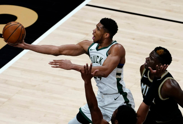 雄鹿120-109擒老鹰取三连胜 字母哥复出砍15分率7人上双 雄鹿120-109擒老鹰取三连胜 字母哥复出砍15分率7人上双