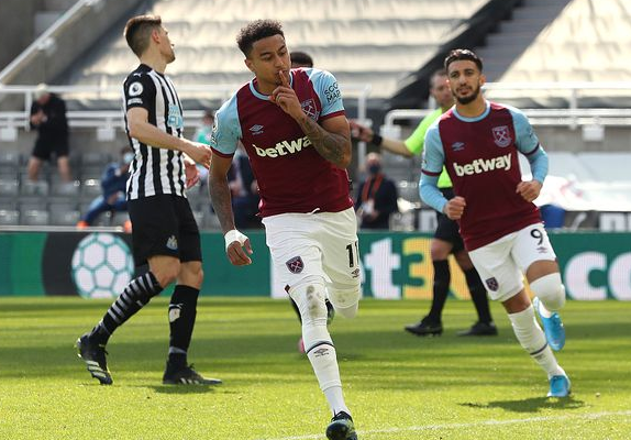 英超-纽卡斯尔3-2战胜西汉姆联 林皇点球破门后伤退 英超-纽卡斯尔3-2战胜西汉姆联 林皇点球破门后伤退