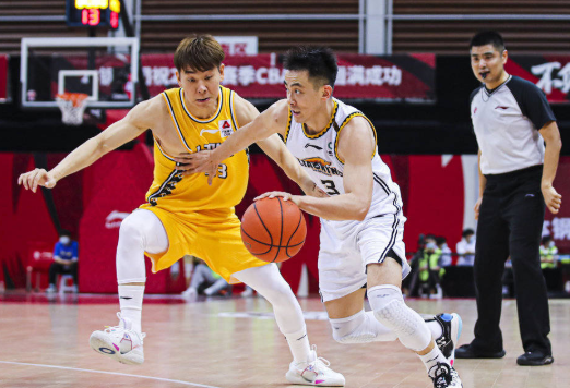 赵继伟21分胡金秋23+13 孙铭徽6犯 辽宁105-98淘汰广厦进4强 赵继伟21分胡金秋23+13 孙铭徽6犯 辽宁105-98淘汰广厦进4强