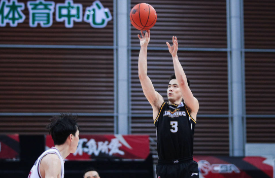 赵继伟15+13郭少6犯 吴前29分 辽宁122-117险胜浙江进决赛 赵继伟15+13郭少6犯 吴前29分 辽宁122-117险胜浙江进决赛