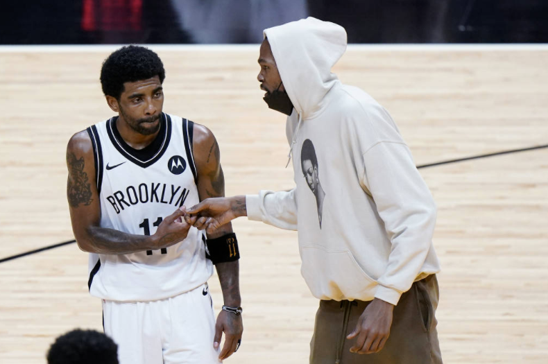 26日NBA前瞻:杜兰特复出盼横扫太阳 勇士欲借主场擒国王 26日NBA前瞻:杜兰特复出盼横扫太阳 勇士欲借主场擒国王