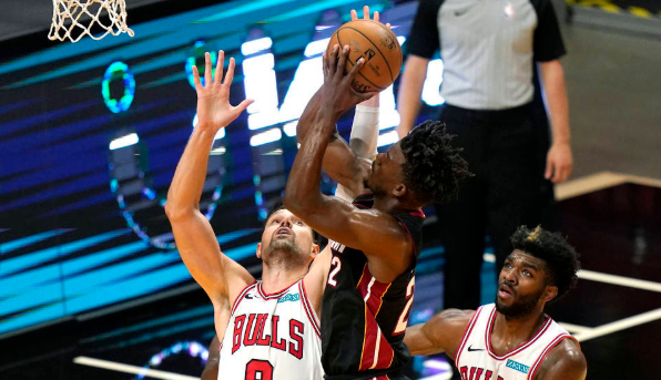 公牛110-102击败热火避开两连败 武神砍24+11巴特勒33分 公牛110-102击败热火避开两连败 武神砍24+11巴特勒33分