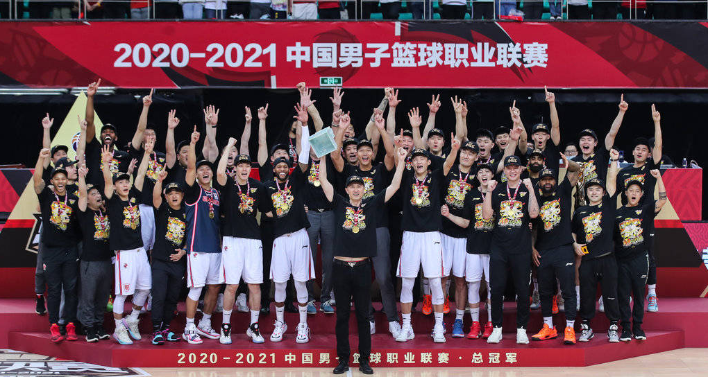 威姆斯29+10+8 郭艾伦24+13 广东加时110-103力克辽宁获总冠军 威姆斯29+10+8 郭艾伦24+13 广东加时110-103力克辽宁获总冠军