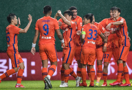 中超-山东泰山1-1战平河南 多拉多破门孙准浩处子球扳平 中超-山东泰山1-1战平河南 多拉多破门孙准浩处子球扳平