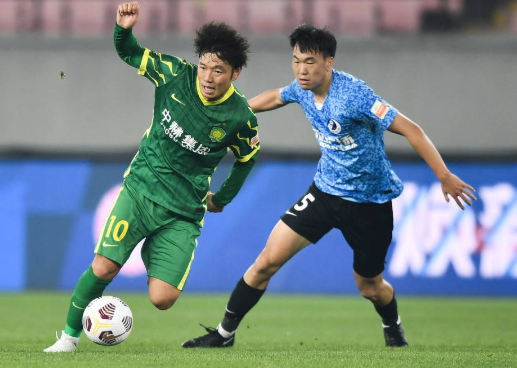 中超-国安2-0送大连人三连败 张稀哲两分钟内双响童磊染红 中超-国安2-0送大连人三连败 张稀哲两分钟内双响童磊染红