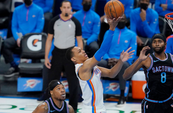 国王103-99险胜雷霆迎三连胜 希尔德18+11领衔七人上双 国王103-99险胜雷霆迎三连胜 希尔德18+11领衔七人上双