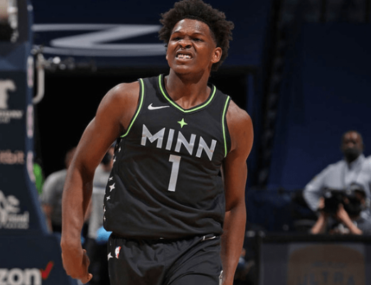 6日NBA纪录:状元郎42分改写历史 魔术小将比肩霍华德 6日NBA纪录:状元郎42分改写历史 魔术小将比肩霍华德