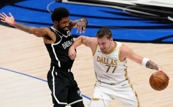 东契奇24+10+8欧文空砍45分 KD低迷 篮网109-113负独行侠 东契奇24+10+8欧文空砍45分 KD低迷 篮网109-113负独行侠