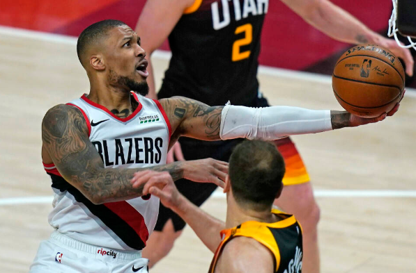 开拓者105-98胜爵士迎五连胜 利拉德30分戈贝尔15+20板 开拓者105-98胜爵士迎五连胜 利拉德30分戈贝尔15+20板